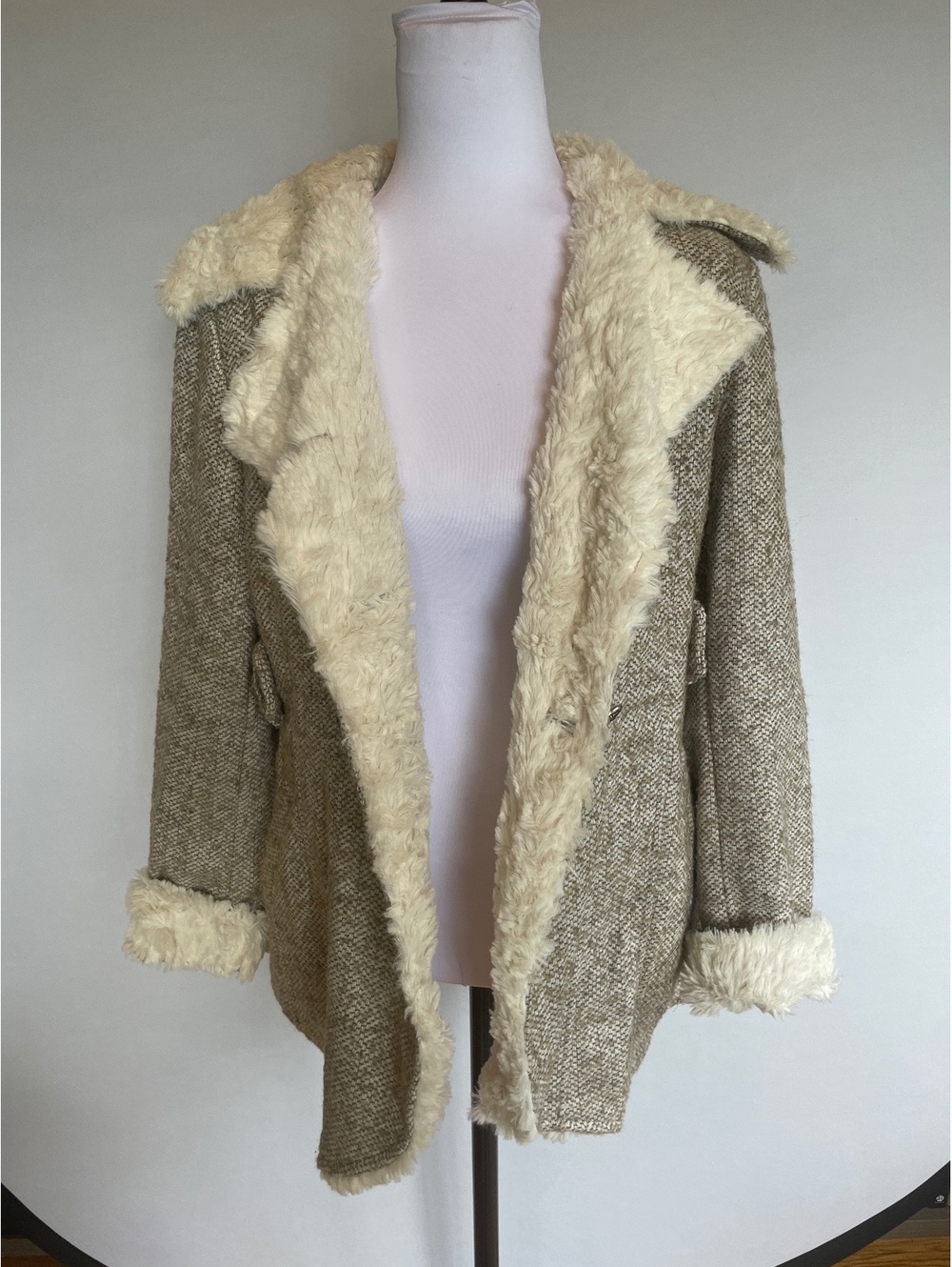 Forever 21 Beige Textured Penny Lane Coat Faux Fur Trim Medium Winter Jacket
